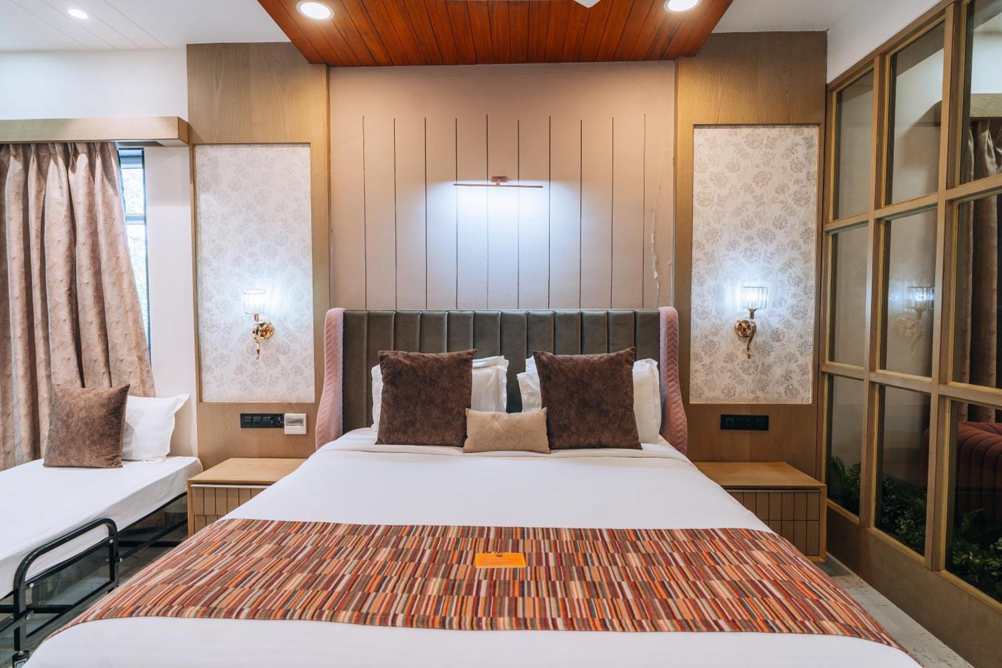 Chokar Dhani Resort Nagpur Bagian luar foto